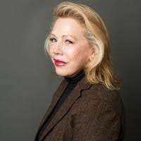 Lara Blake's Instagram, Twitter & Facebook