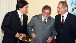 Os políticos ladrões, e corruptos morrem de medo de roberto jefferson, ele sabe muito bem as tramoias de cada um. K Szb Ksbggk M