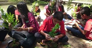 Dipresenatsikan oleh sudah dong dalam program sudah dong goes to school. Masa Pengenalan Lingkungan Sekolah Smp Vianney Tahun Ajaran 2019 2020 Sekolah Vianney