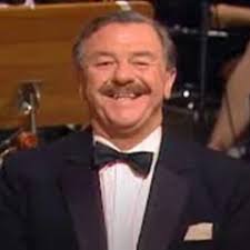 Artist: Marti Caine with The Ronnie Hazelhurst Orchestra