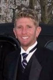 Starr Bradley's Instagram, Twitter & Facebook