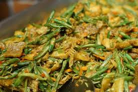 Malahan semasa di kampung saya tak pernah kenal pokok limau purut sebelumnya, apalagi hendak menggunakan daunnya dalam masakan. Nate Bistro Lokasi Berbuka Puasa Paling Sedap 2019 Blog Budak Pacak