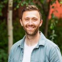 20+ "Dan Oldham" profiles