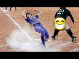 Atletismo era común a ambos sexos, aunque con medidas menores para las niñas. Las Jugadas Mas Increibles Del Softball Femenino Atrapadas De Feria Youtube