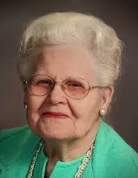 Fay Hayes's Instagram, Twitter & Facebook