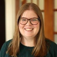 Amber Linton's Instagram, Twitter & Facebook