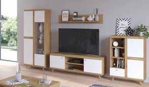 Wohnzimmer schrank weiss hochglanz und andere mobiliar sind so konzipiert dass sie jeden im zimmer trösten. Wohnwand Bergen Anbauwand Wohnkombi Wohnzimmer Weiss Hochglanz Eiche Artisan Matt Kuechen Preisbombe