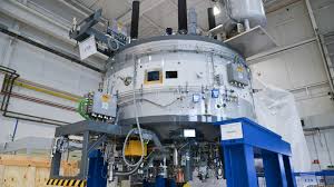 In this process, protons, which are positively charged, energized atom particles, are aimed at targeted tissue. Unternehmerfruhstuck Bei Varian Protonentherapie Troisdorfer Unternehmen Forscht Und Produziert Fur Die Welt Aktuelles Pro Troisdorf E V Der Unternehmer Club