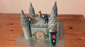 Junge kuchen kuchen und torten torte kindergeburtstag junge ritter kuchen kreative kuchen. Ritterburg Torte Kunterbuntich De