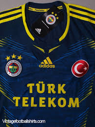 Vind fantastische aanbiedingen voor fenerbahce jersey. 2013 14 Fenerbahce Third Shirt Bnib For Sale