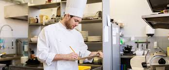 Cocinar una buena y rica pasta es básico en nuestras cocinas, hay de todo tipo de pasta e infinidad de salsas para acompañar. Lidera Y Gestiona Una Cocina Profesional Con La Fp Direccion De Cocina