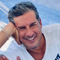 80+ profili “Guzzo”