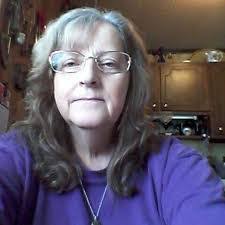 Denise Tuttle's Instagram, Twitter & Facebook