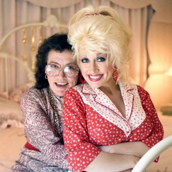 October 5, 1923 - Avie Lee Parton is born. Dolly with her first musical  influence, her mom, Avie Lee Parton. Born in rural South Carolina, she  married Lee Parton in 1939, and