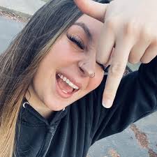 Stream Daphney Lafollette music