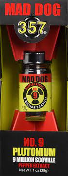 We finally tried the 25th anniversary 'gold' hot sauce here at pepper geek! 357 Mad Dog Plutonium 9 Mio Scoville Chili Pepper Extrakt 28g Scharfe 10 Amazon De Grocery