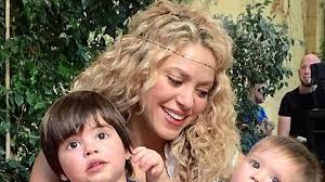 Shakira began her musical career at the age of 12 and quickly captured fans around the world. Shakira Alle Aktuellen Nachrichten Infos Bilder Abendzeitung Munchen