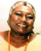 Esther was broke, black and tall😜😜 but when Esther see money Esther  bleech (Establish)