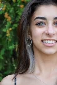 Hannah Willett's Instagram, Twitter & Facebook