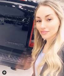 Roxanne Soto's Instagram, Twitter & Facebook