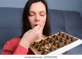 17 mil resultados de imágenes, fotos de stock e ilustraciones libres de  regalías para Eat a lot of sugar