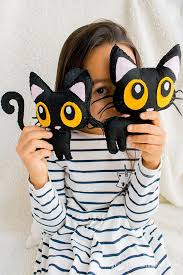 Beginner Black Cat Face Paint Halloween Black Cat Softie Pattern And Video Tutorial The Crafting Nook Softie Pattern Black Cat Halloween Halloween Softies