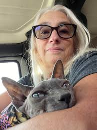 💔💔💔 We had to help Rue Kitty cross the rainbow bridge today. The cancer  was just too painful. Thank you to all those they prayed for him and for  me. I have