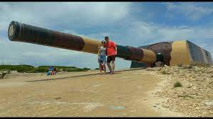 This is a huge historic fort, open to the public, situated at the mouth of the harbour of mahon. Fortaleza De Isabel Ii En Menorca La Mola Youtube