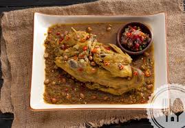 Rasanya gak kalah enak dengan yang asli bali, lho! Rasamasa Ayam Betutu Kuah