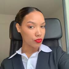 Thalia Moses (@thalia__moses) • Instagram photos and videos