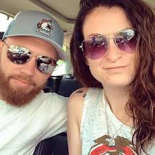 Courtney Elzey and Mike Pyles's Wedding Registry