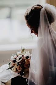 Romantic Rainy Day Wedding With Beautiful Decor Fun Wedding Photography Wedding Photography Styles Professional Wedding Photography