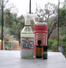 Bronner's citrus organic hair rinse or diluted apple cider vinegar. Laetitia Maklouf