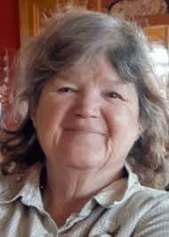 Candy Hooper's Instagram, Twitter & Facebook