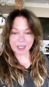 @wolfiesmom is Wembley bound, too..and *someone wants to tag along!  😂🐈‍⬛🙏🏻✈️🇬🇧🥰