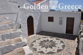 Το σκορδοψωμο στο αυτοκινουμενο ειναι πιο νοστιμο! Kastro Emporeioy Nisyroy Nisyros Dwdekanhsa Golden Greece