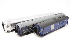 Hanging scales mistral series (500 range). Www Hattons Co Uk Ls Models 41101ls Set Of 3 Passenger Cars Le Mistral 56 Of The Sncf