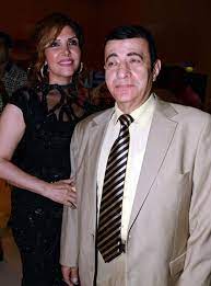 عمت الفرحة الوسط الفني عقب احتفال الفنانة نادية مصطفى بعقد قران ابنتها فيروز، حيث حضر عدد كبير من نجوم الفن مسجد الشرطة حضر عقد القران كل من الفنان هاني شاكر وزوجته نهلة توفيق ومنى عبد الغني وفاطمة عيد وزوجها اللواء شفيق الشايب والفنان سهيل يزبك. ØµÙˆØ±Ø© Ù†Ø§Ø¯Ø±Ø© Ù…Ù† Ø²ÙØ§Ù Ù†Ø§Ø¯ÙŠØ© Ù…ØµØ·ÙÙ‰ ÙˆØ£Ø±ÙƒØ§Ù† ÙØ¤Ø§Ø¯