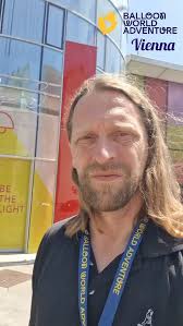 The adventure begins! In the coming week, 65 balloon artists together with  the local crew , will create another Balloon World Adventure in Vienna  Austria! Stay tuned, stay curious, stay amazed., ...