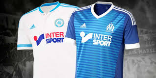 Les maillots de football marseille 2020 sont fait encore une fois par puma. Video Voici Les Nouveaux Maillots De L Om
