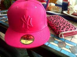 Pin By Kristal Justus On Sparkle Sparkle Bling Bling Cute Hats Fitted Hats Ny Hat