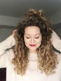 Blonde Hair Curly Hair Natural Curls Balayage Long Curly Hair Red Liquid Lip Curly Hair Styles Naturally Natural Curls Hairstyles Ombre Curly Hair