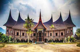 Spired roof house) are the traditional homes (indonesian: Mengenal Rumah Gadang Khas Minangkabau Blog Ruparupa