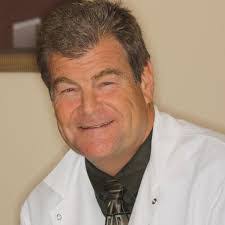 Shawn Rossman's Instagram, Twitter & Facebook