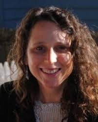 Jennifer Hunter's Instagram, Twitter & Facebook