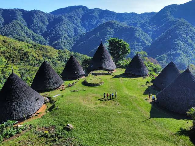 2 days Adventure Wae Rebo Village