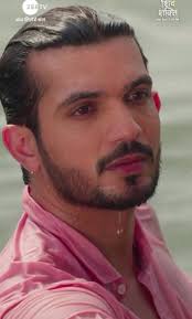 Mud bathing nearly went wrong.