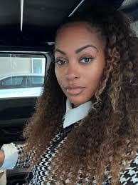 Jessica Whatley's Instagram, Twitter & Facebook