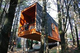 Whitetail Woods Regional Park Gets Three New Elevated Camper Cabins Cabin Eco Architecture Stone Architecture