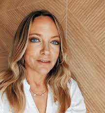 Travel Agents & Advisors